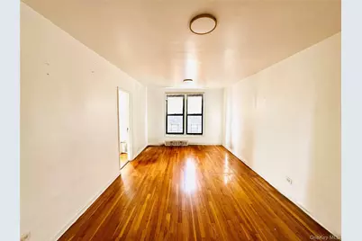 141-05 Pershing Crescent #207, Briarwood, NY 11435 - Photo 4