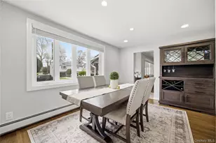 644 N Clinton Ave, Lindenhurst, NY 11757 - Photo 18