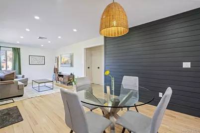 40 Bartley Lane, West Sayville, NY 11796 - Photo 8