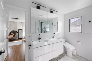 51 Convent Rd, Syosset, NY 11791 - Photo 22