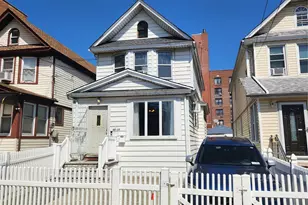 88-17 173rd St, Jamaica, NY 11432 - Photo 2