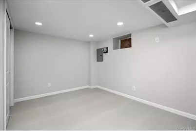 28 Cross Street, Bronxville, NY 10708 - Photo 22