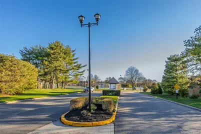 117 Scarlett Drive, Commack, NY 11725 - Photo 24