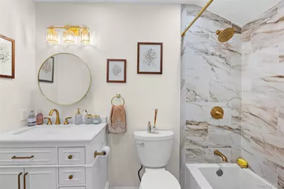 117 Scarlett Drive, Commack, NY 11725 - Photo 10