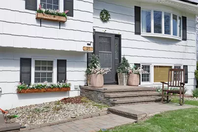 27 Eastlake Drive, Thiells, NY 10984 - Photo 2