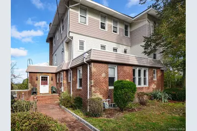 270 8th Avenue #2, Sea Cliff, NY 11579 - Photo 1