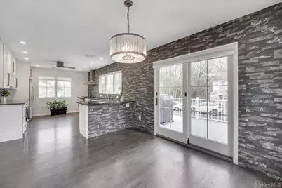 10 Sandhage Drive, Pearl River, NY 10965 - Photo 8