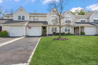 62 Mystic Circle, Bay Shore, NY 11706 - Photo 1