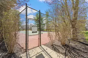 62 Mystic Cir, Bay Shore, NY 11706 - Photo 32