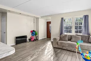 2058 Washington Ave, Bronx, NY 10457 - Photo 6