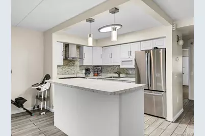 2058 Washington Avenue, Bronx, NY 10457 - Photo 8