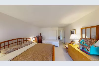 17 Shaker Court, New Windsor, NY 12553 - Photo 6