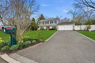 3 Shawmont Ln, Stony Brook, NY 11790 - Photo 2