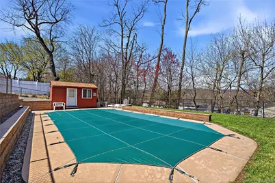 10 Valleyview Road, Elmsford, NY 10523 - Photo 18