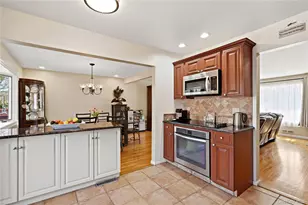 10 Valleyview Rd, Elmsford, NY 10523 - Photo 12