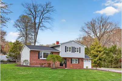 24 Somerston Road, Yorktown Heights, NY 10598 - Photo 2