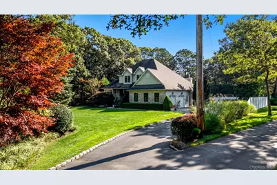 21 E Moriches Riverhead Road, East Moriches, NY 11940 - Photo 4