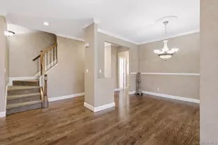 21 E Moriches-Riverhead Rd, East Moriches, NY 11940 - Photo 10