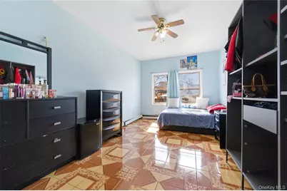 116 Oak Avenue, Hempstead, NY 11550 - Photo 16