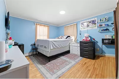 116 Oak Avenue, Hempstead, NY 11550 - Photo 20