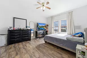 116 Oak Ave, Hempstead, NY 11550 - Photo 14