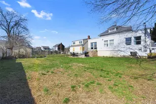 116 Oak Ave, Hempstead, NY 11550 - Photo 28