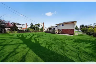 42 Edna Drive, Syosset, NY 11791 - Photo 14