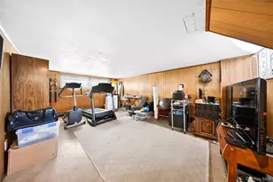 42 Edna Dr, Syosset, NY 11791 - Photo 6