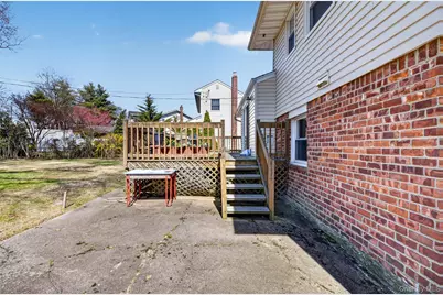 42 Edna Drive, Syosset, NY 11791 - Photo 12