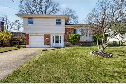 42 Edna Drive, Syosset, NY 11791 - Photo 18