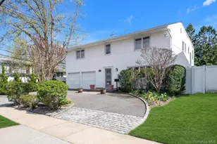 713 Hungry Harbor Rd, Woodmere, NY 11581 - Photo 24