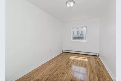 724 A E 223rd Street, Bronx, NY 10466 - Photo 8