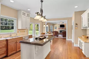 45 Cannon Ct, Huntington, NY 11743 - Photo 10