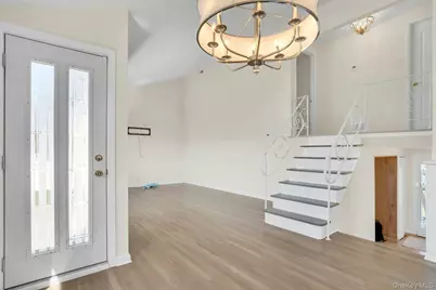 258 E 5th Street, Deer Park, NY 11729 - Photo 16