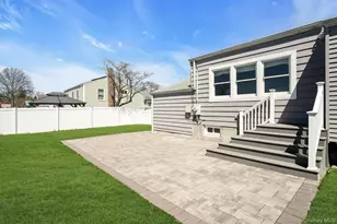 258 E 5th St, Deer Park, NY 11729 - Photo 44