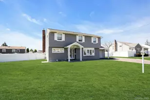 258 E 5th St, Deer Park, NY 11729 - Photo 2