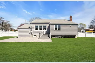 258 E 5th Street, Deer Park, NY 11729 - Photo 40