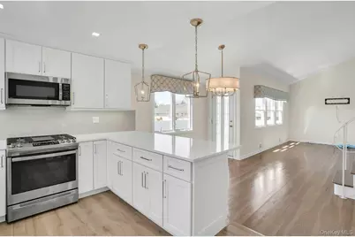 258 E 5th Street, Deer Park, NY 11729 - Photo 26
