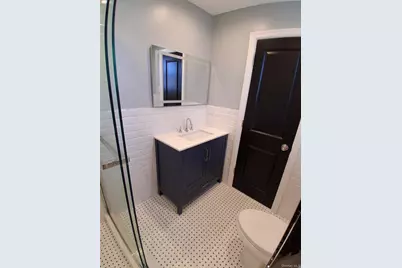 84 Holland Avenue, Elmont, NY 11003 - Photo 14