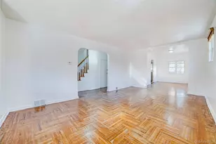 993 Duncan St, Bronx, NY 10469 - Photo 8