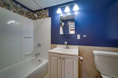 993 Duncan Street, Bronx, NY 10469 - Photo 18