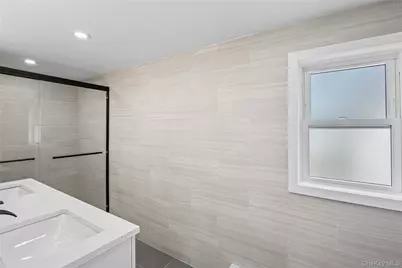 266 Covert Street, Westbury, NY 11590 - Photo 30