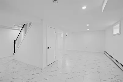 266 Covert Street, Westbury, NY 11590 - Photo 38