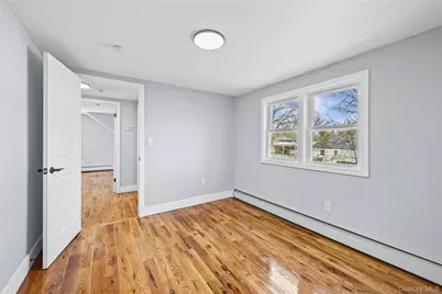 266 Covert Street, Westbury, NY 11590 - Photo 32