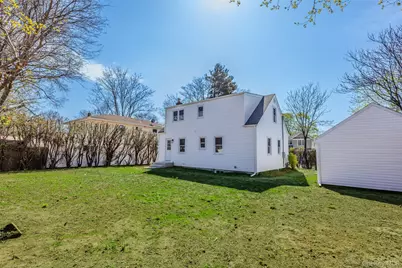 266 Covert Street, Westbury, NY 11590 - Photo 44