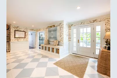 245 Lattingtown Road, Locust Valley, NY 11560 - Photo 2