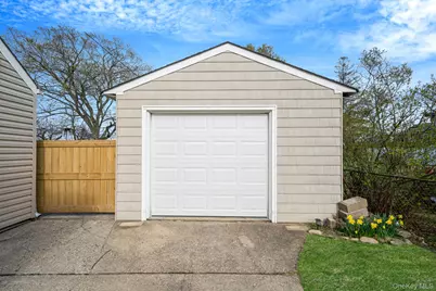 9 Copper Lane, Levittown, NY 11756 - Photo 26