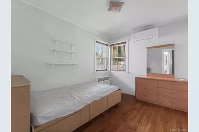 8135 257th Street, Floral Park, NY 11004 - Photo 10
