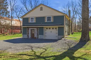 1 Lira St, Wallkill, NY 12589 - Photo 2