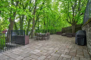 412 Munro Ave, Mamaroneck, NY 10543 - Photo 14